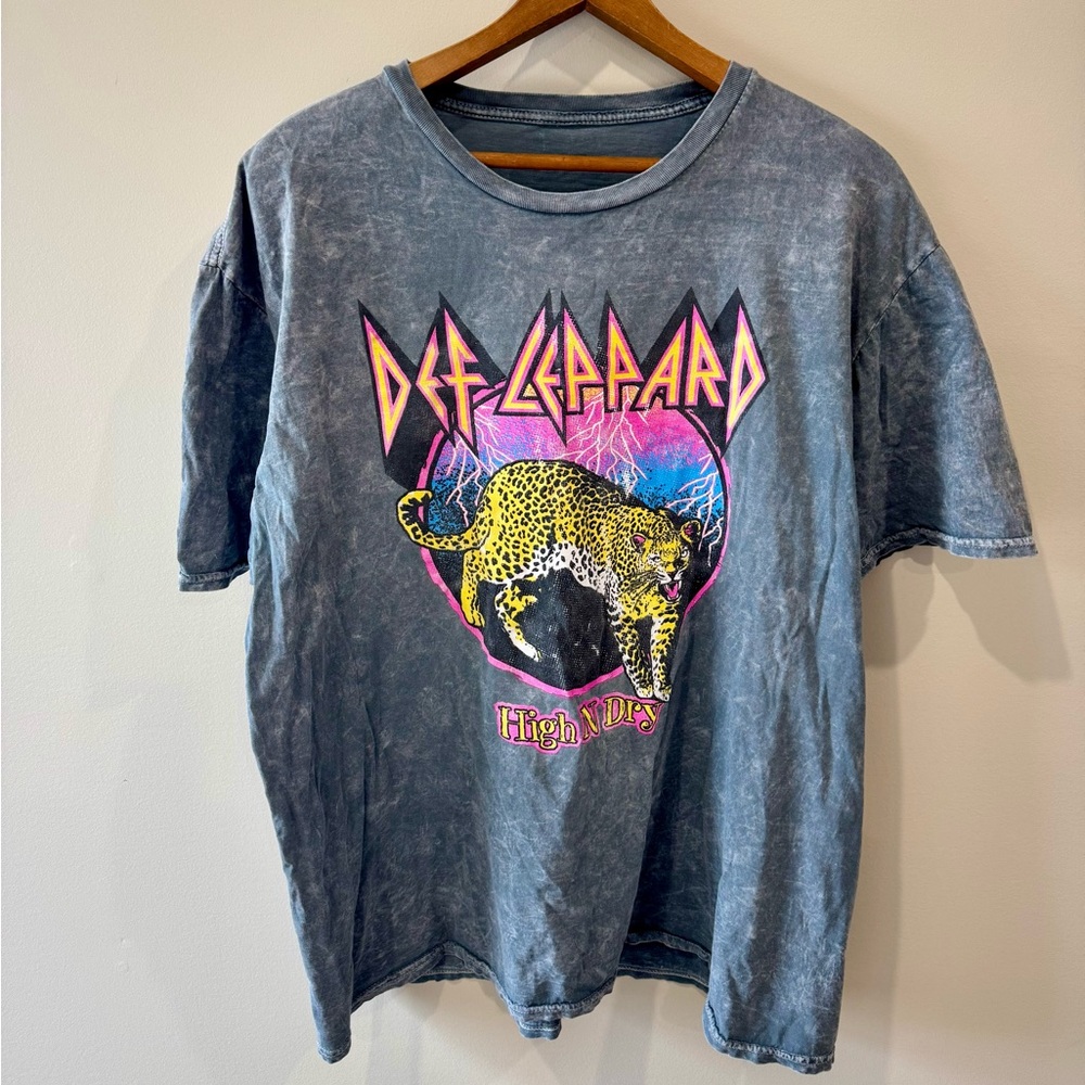 Def Leopard Graphic T Shirt